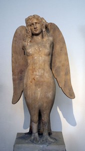 紀元前330年頃のセイレーン像(アテネ国立考古博物館)