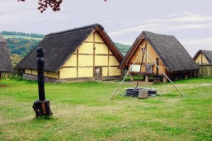 BC100年頃のケルト人の家（再現したもの）